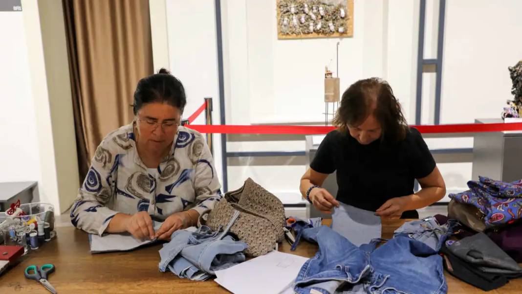 Antalya’da Evdeki Eski Kıyafetler Artık Çöpe Gitmiyor! 2